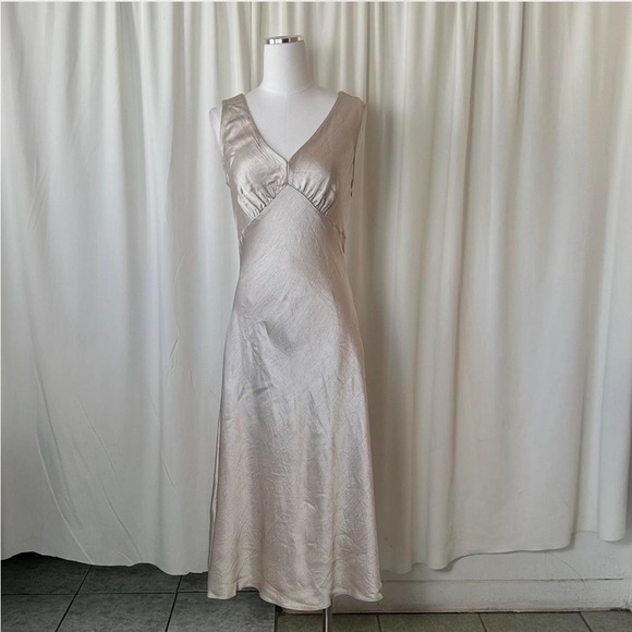 Margaret O ‘Leary Darya Double V Neck Dress Y2K style size small. - Picture 2 of 8